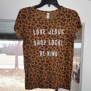 Leopard Print Graphic T-Shirt